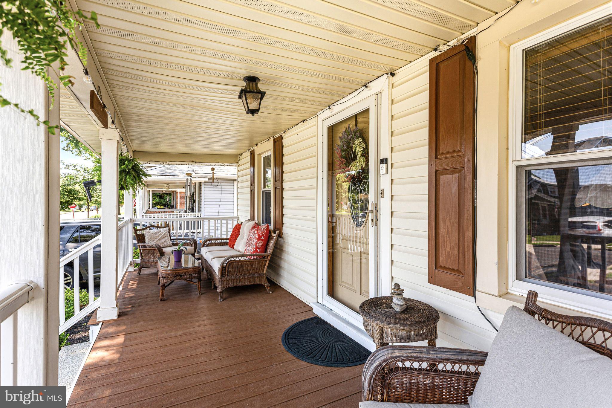 9 MOORE AVENUE