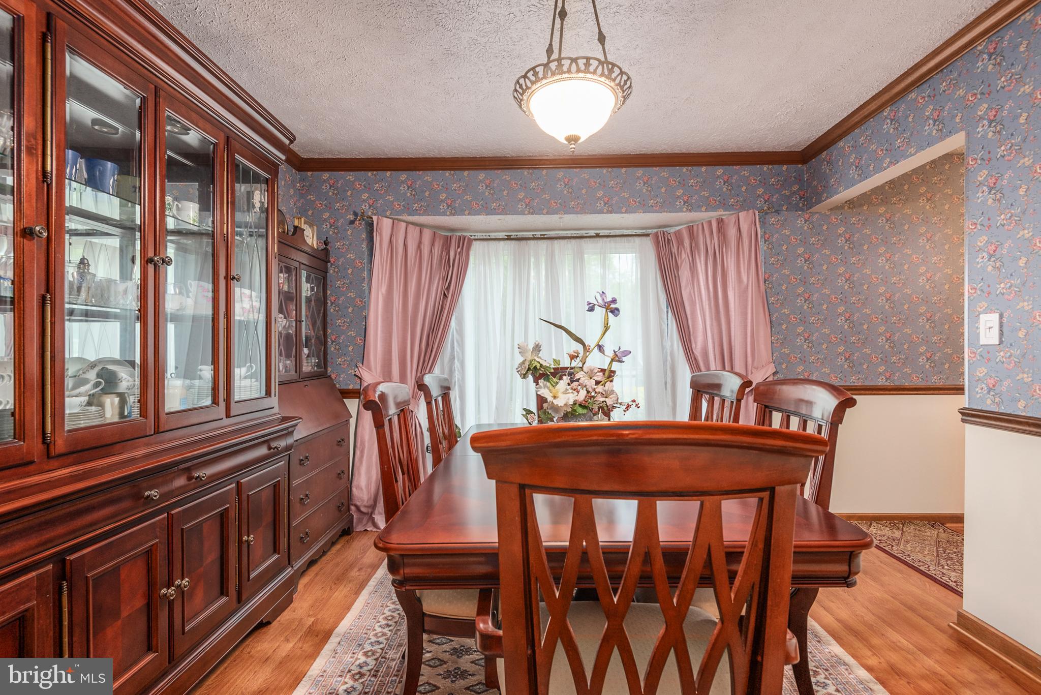 MONTCLAIR/COUNTRY CLUB - Residential