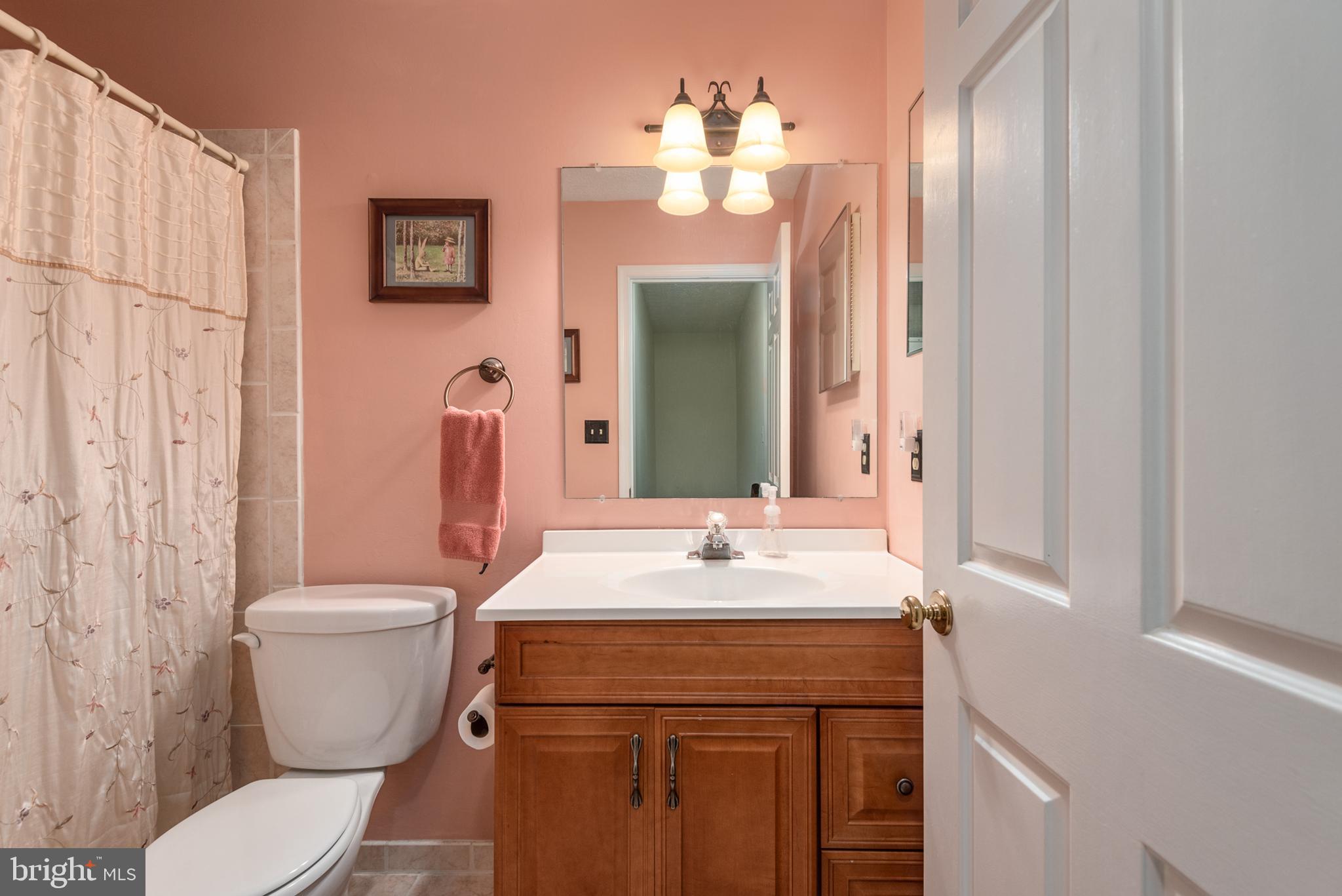 MONTCLAIR/COUNTRY CLUB - Residential