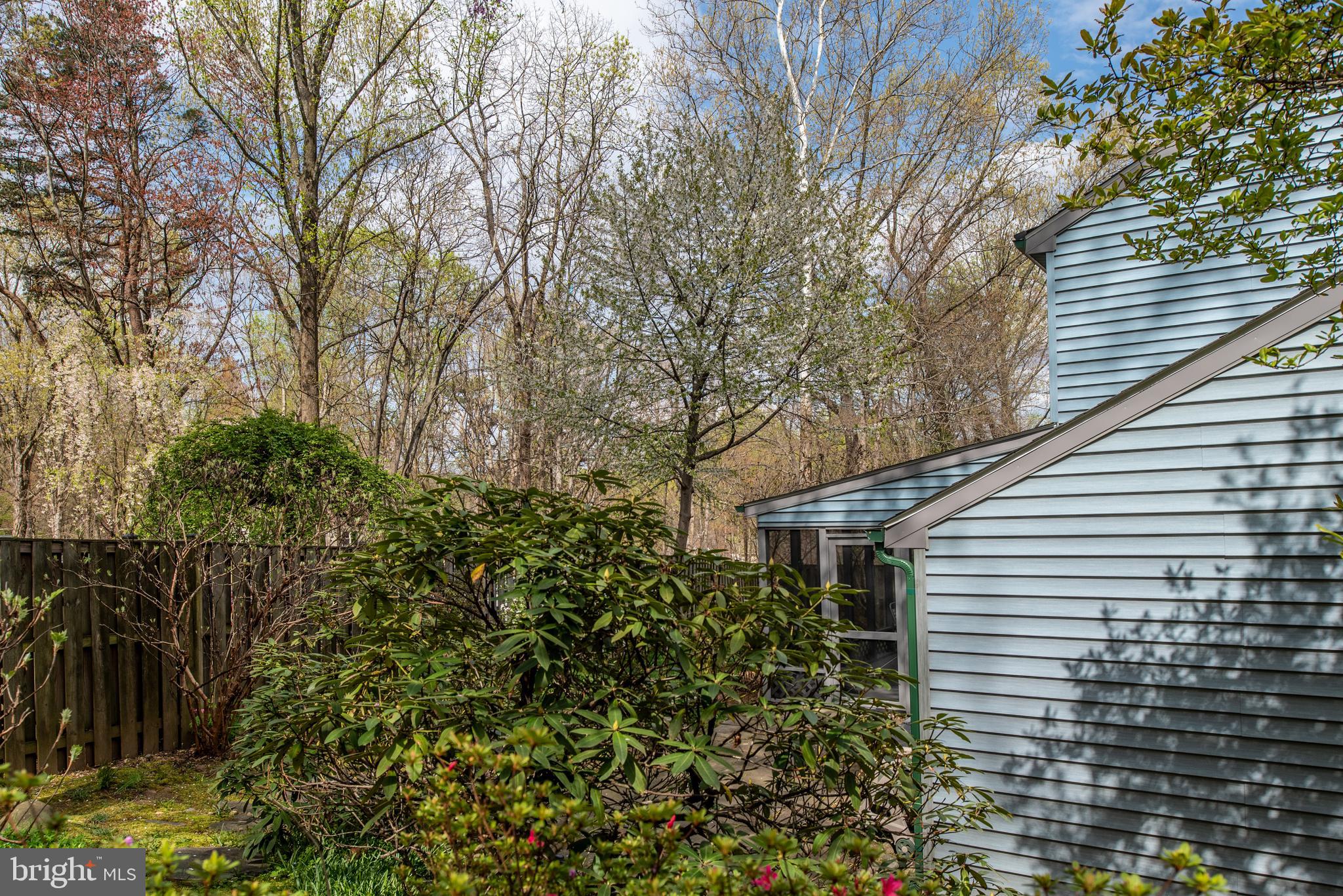 MONTCLAIR/COUNTRY CLUB - Residential