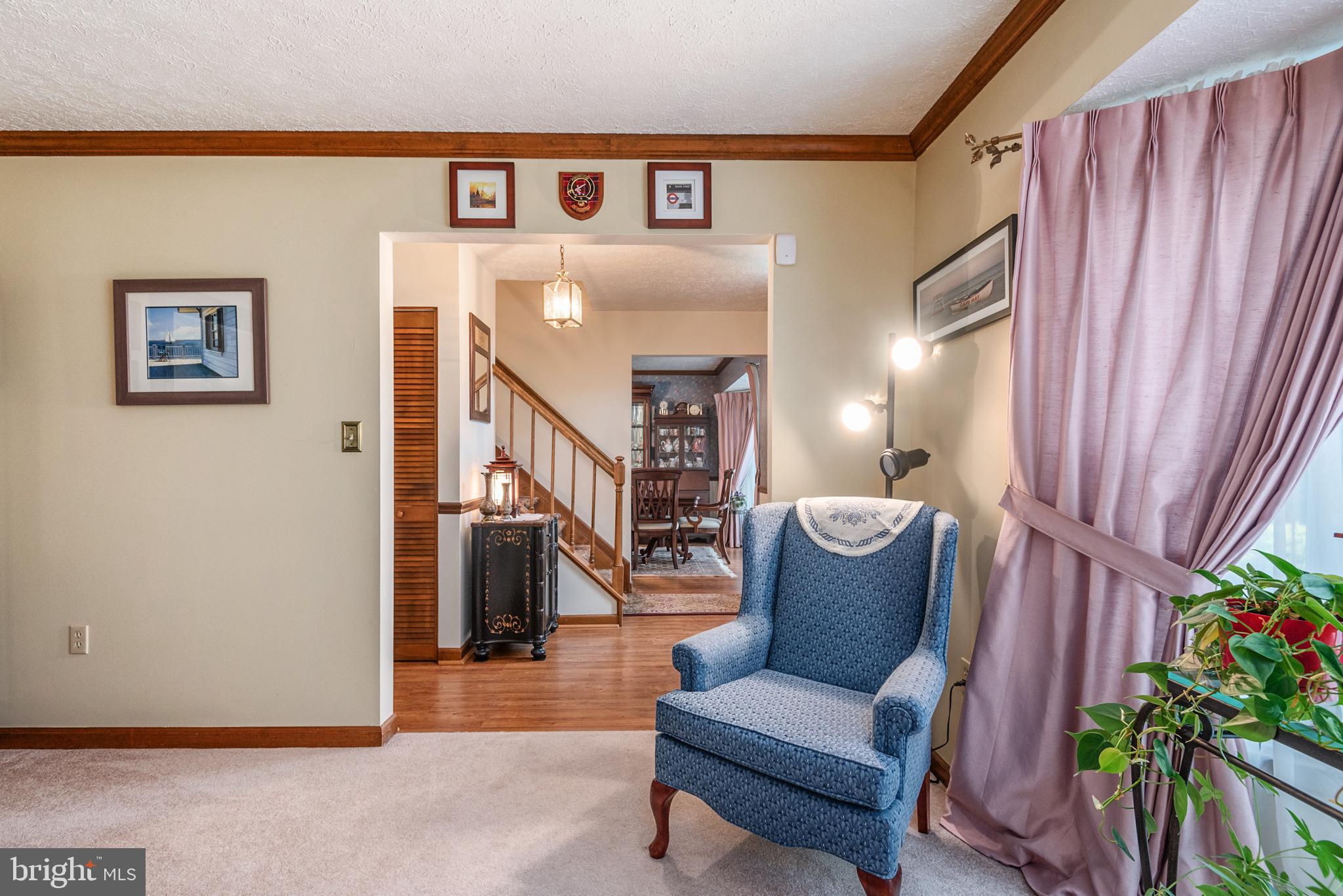 MONTCLAIR/COUNTRY CLUB - Residential