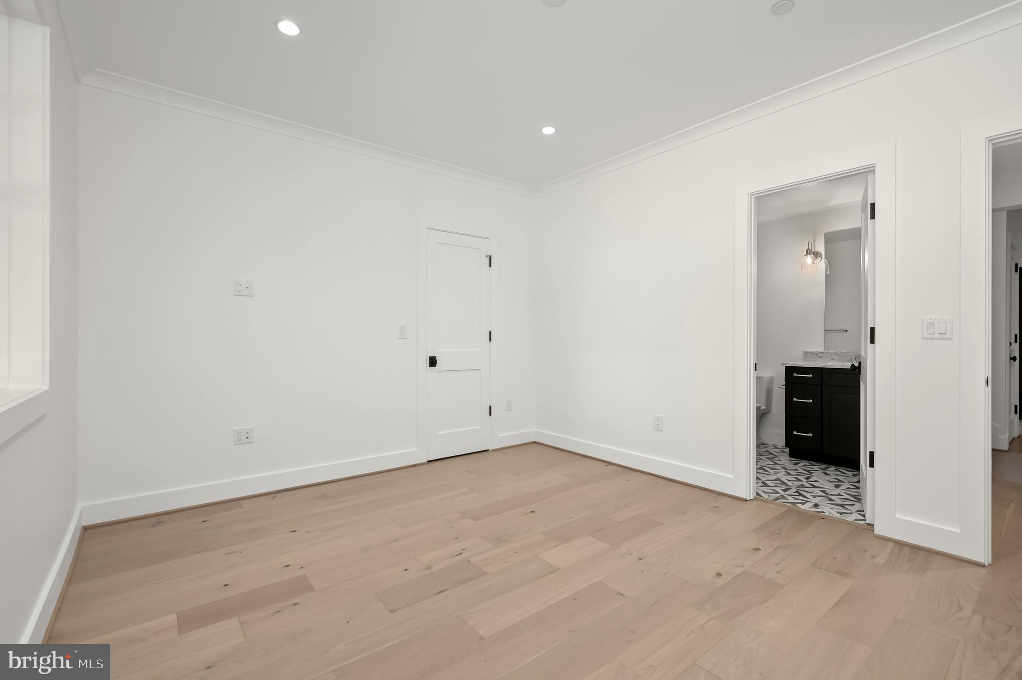 GLEN ECHO HEIGHTS - Residential