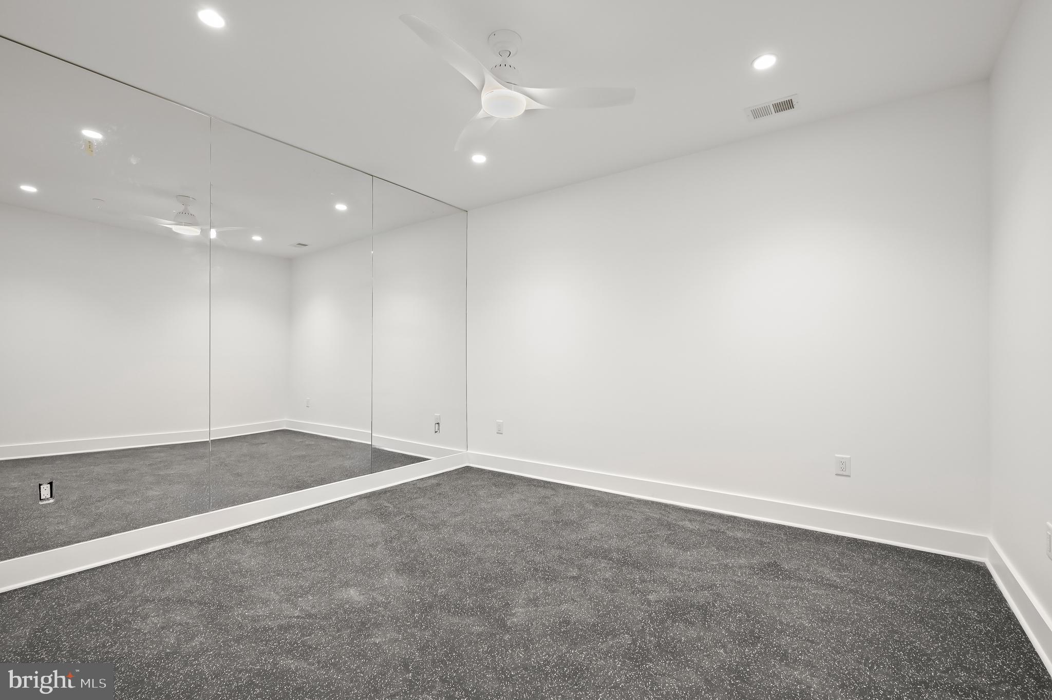 GLEN ECHO HEIGHTS - Residential