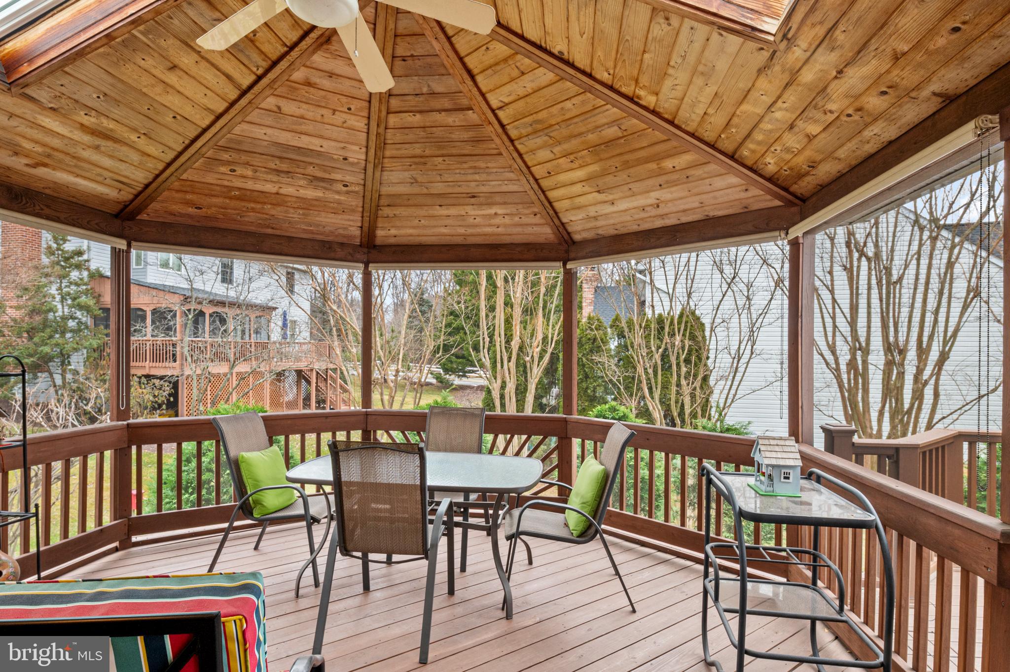 PINEY ORCHARD - Residential