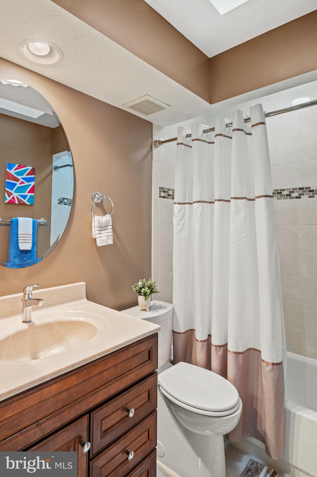 PINEY ORCHARD - Residential