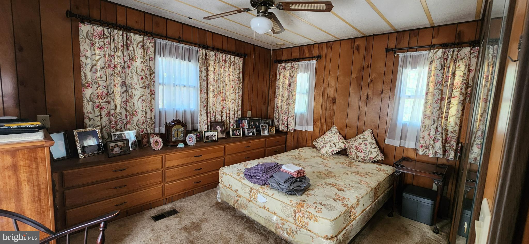 RIVERDALE PARK - Residential