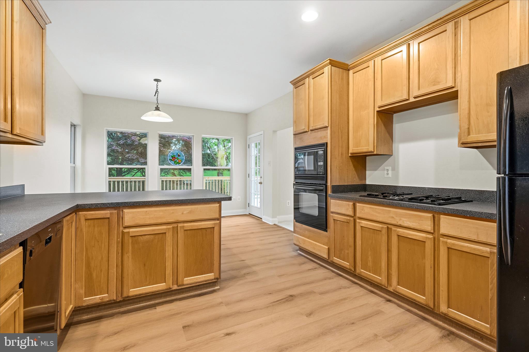 LAKE LINGANORE WOODRIDGE - Residential