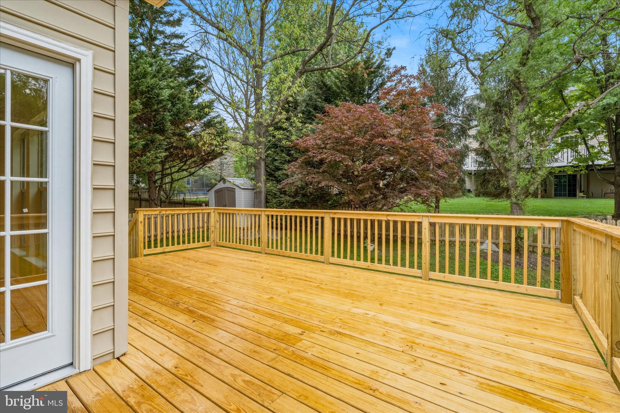 LAKE LINGANORE WOODRIDGE - Residential