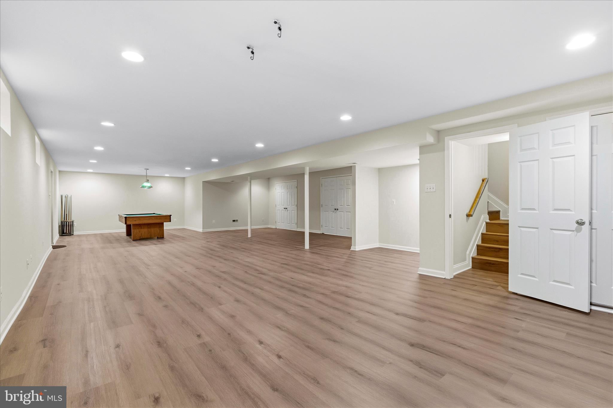 LAKE LINGANORE WOODRIDGE - Residential