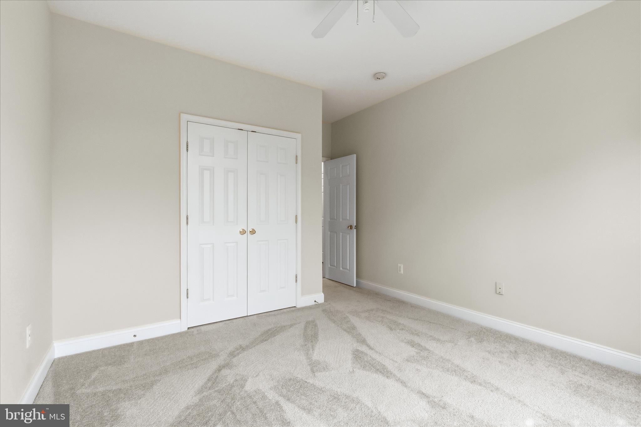 LAKE LINGANORE WOODRIDGE - Residential