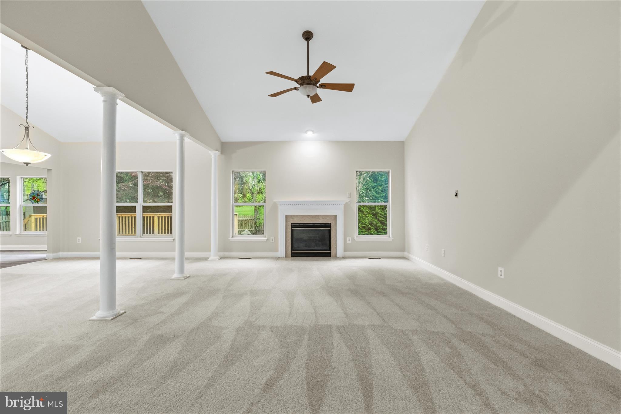 LAKE LINGANORE WOODRIDGE - Residential