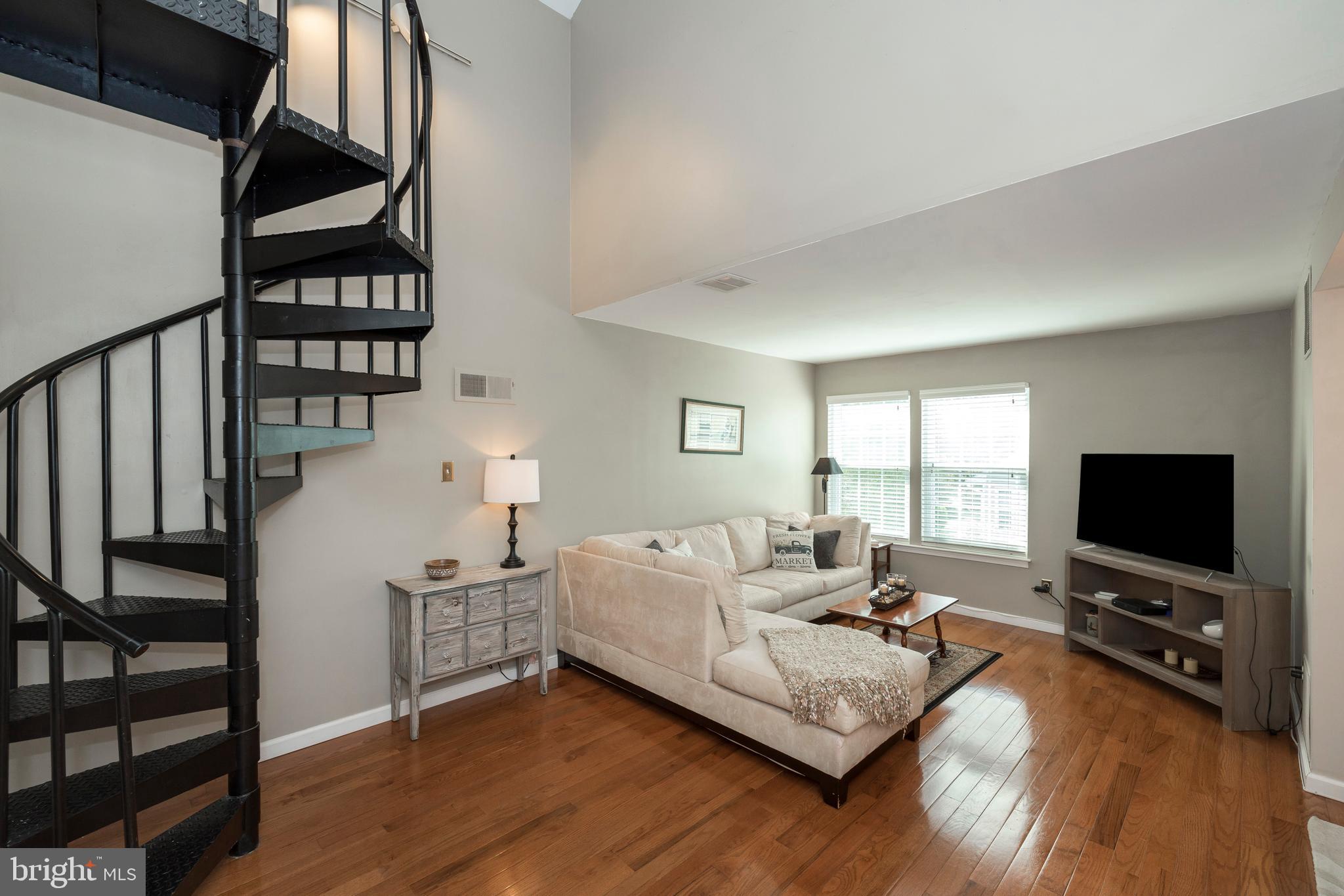 EXTON STATION - Residential