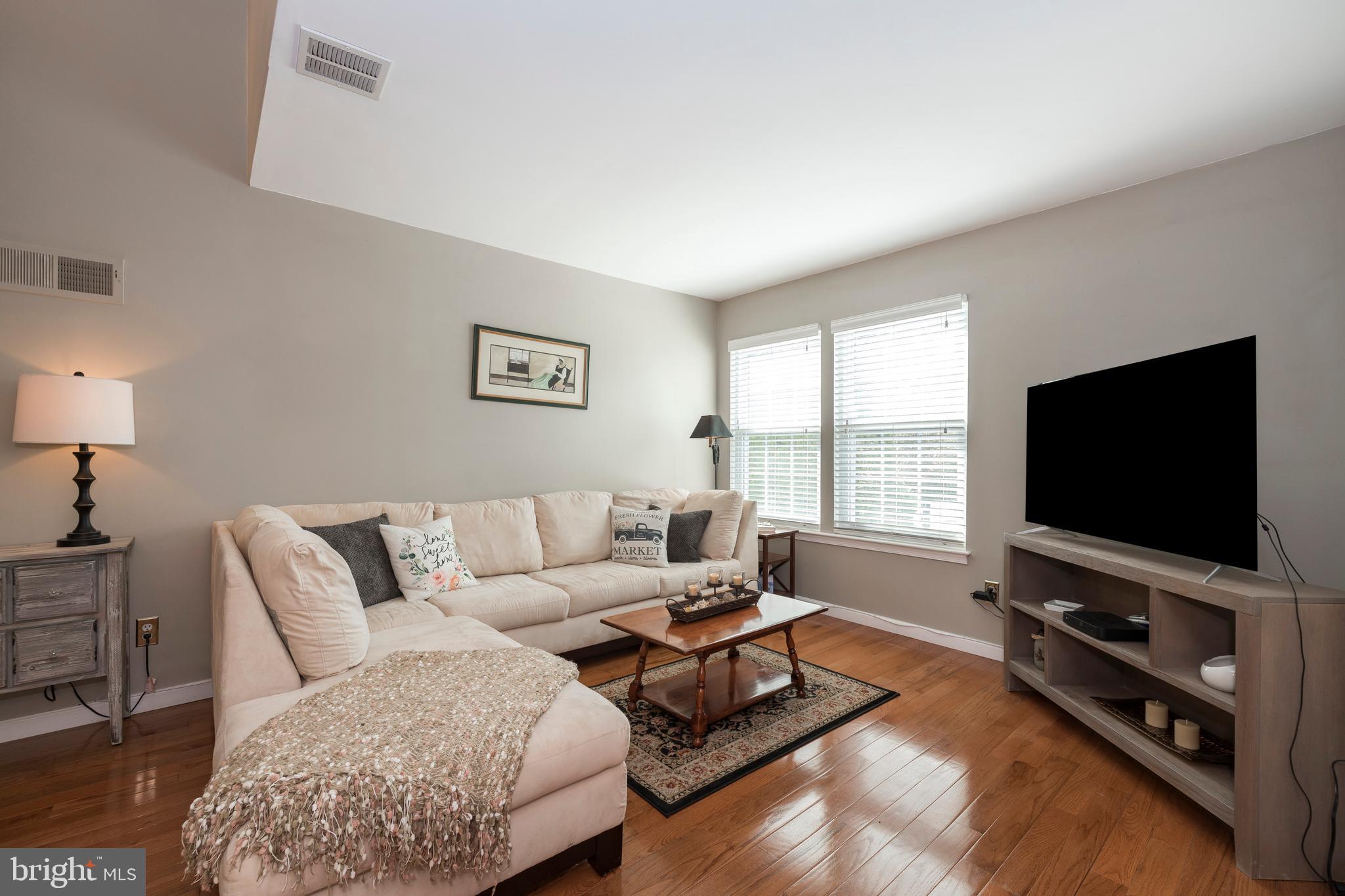 EXTON STATION - Residential