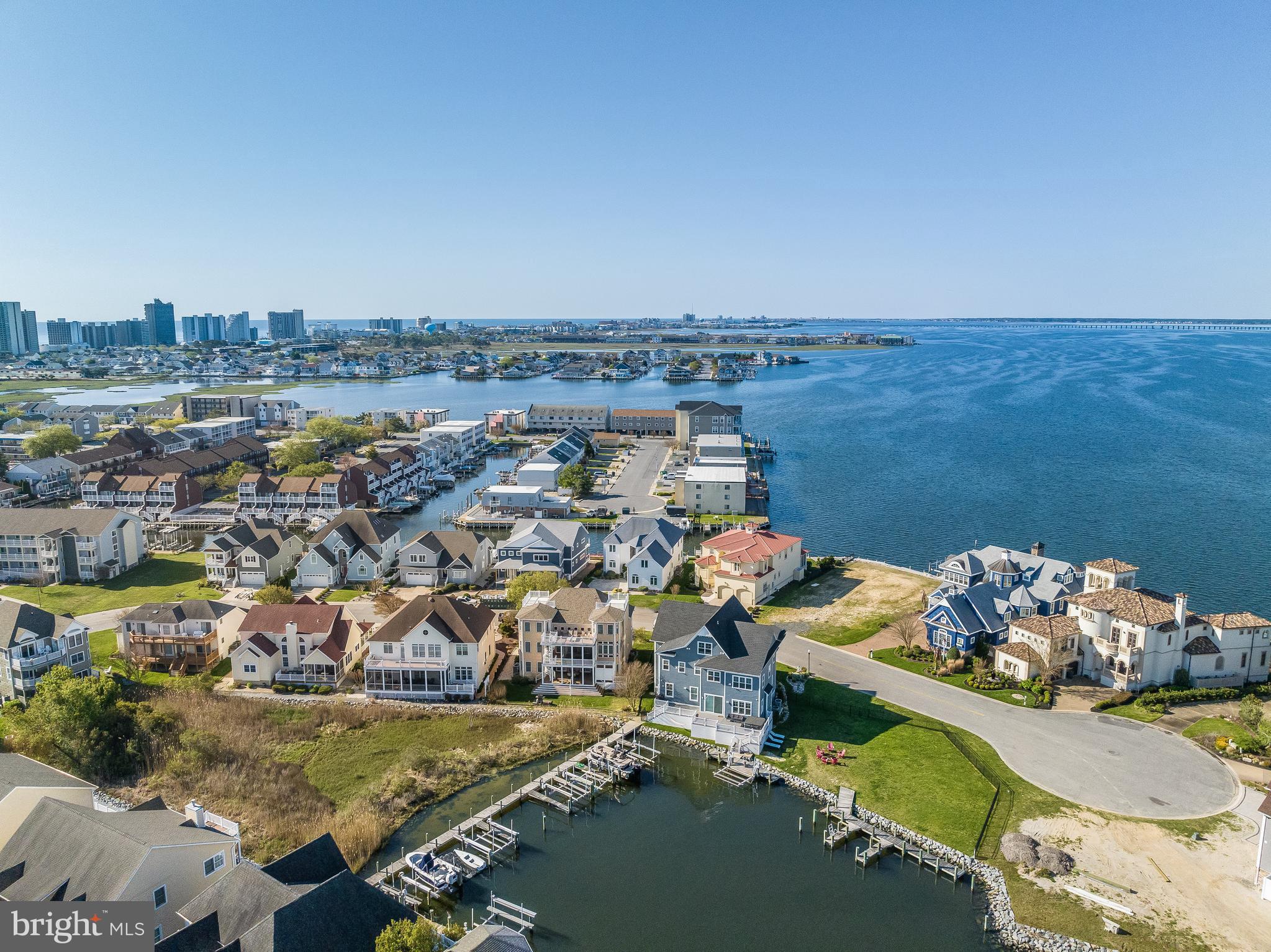 HERON HARBOUR - Residential