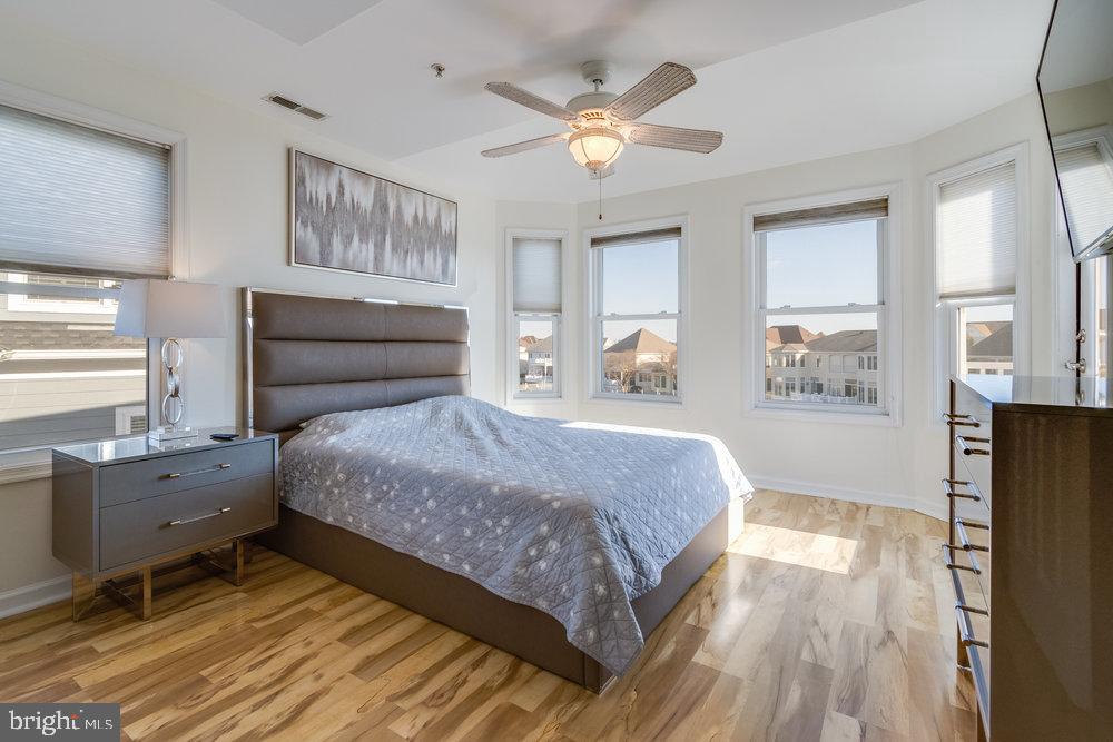 HERON HARBOUR - Residential