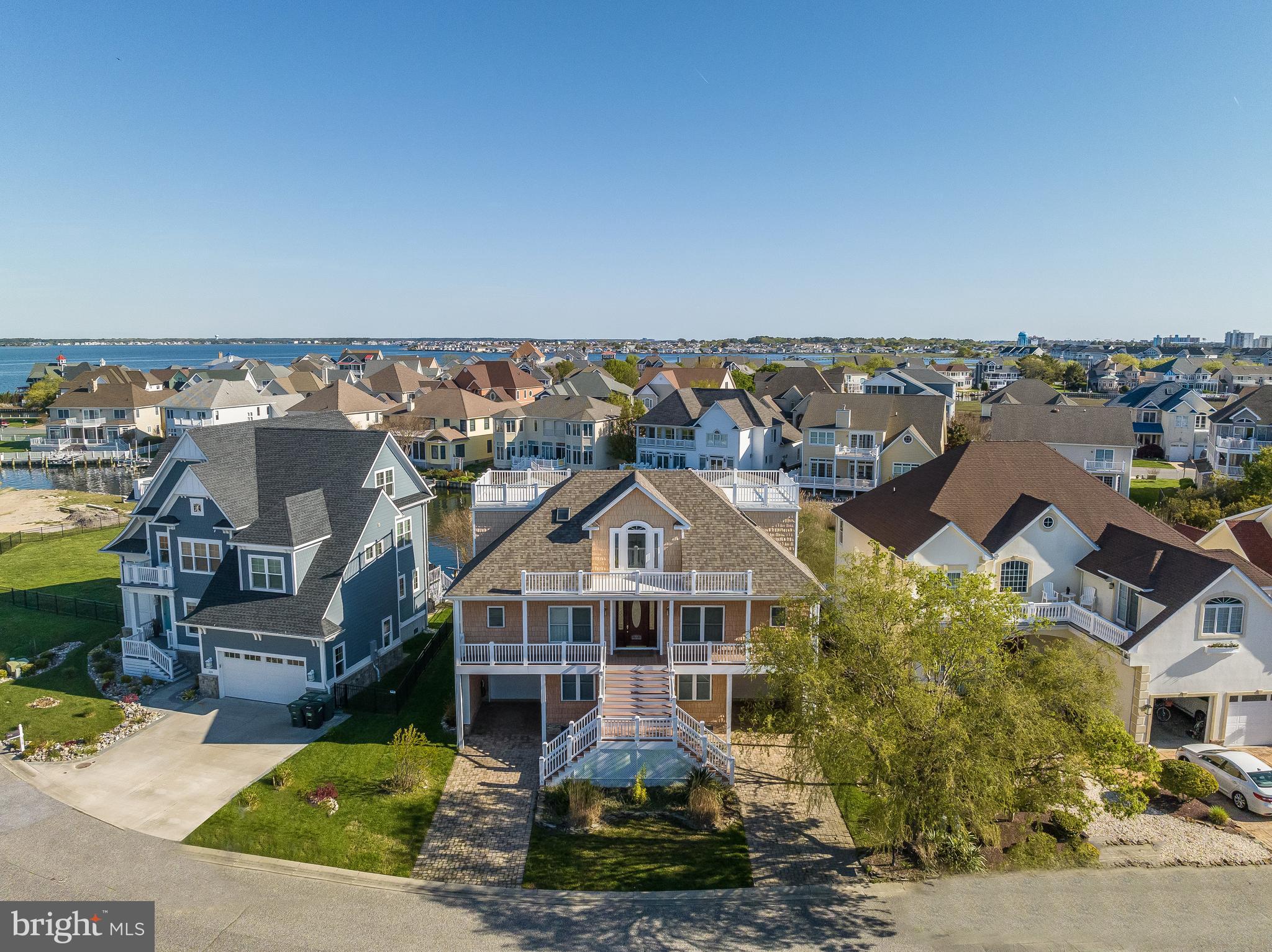 HERON HARBOUR - Residential