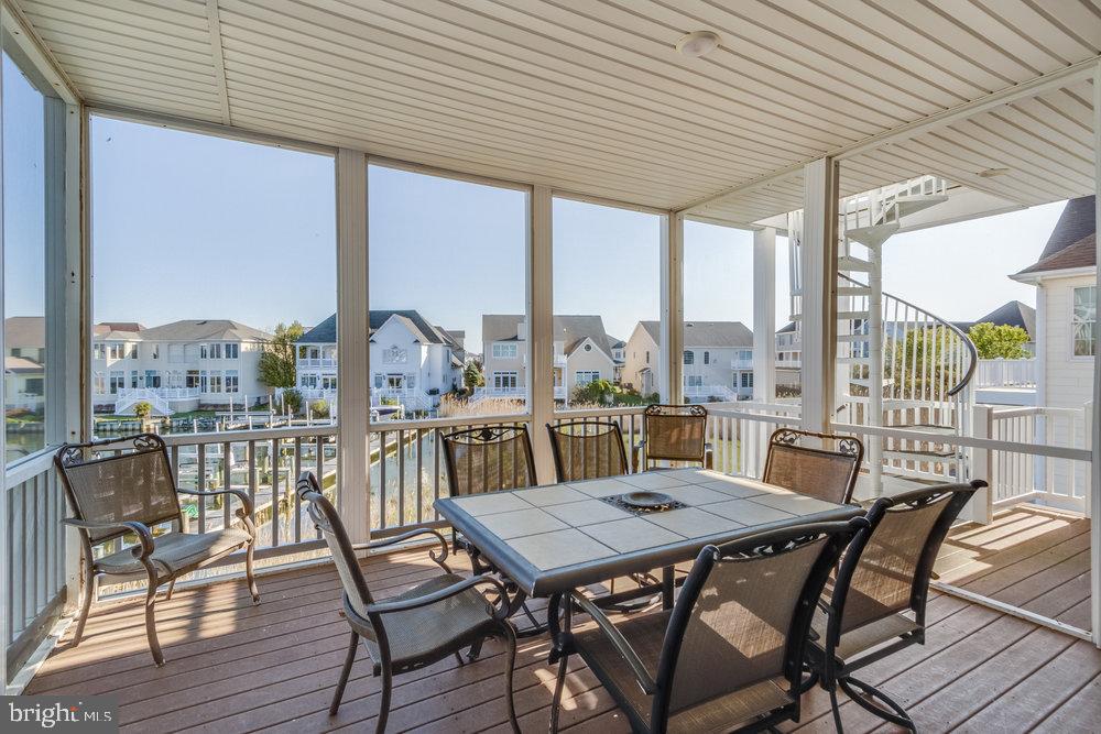 HERON HARBOUR - Residential