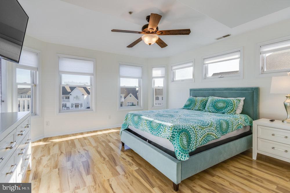 HERON HARBOUR - Residential