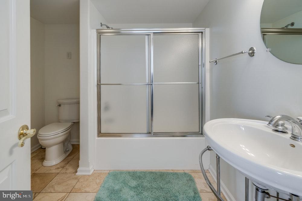 HERON HARBOUR - Residential