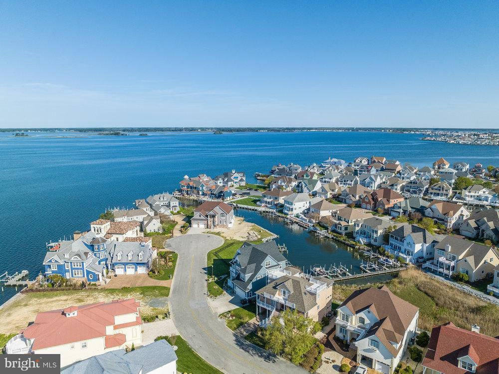 HERON HARBOUR - Residential