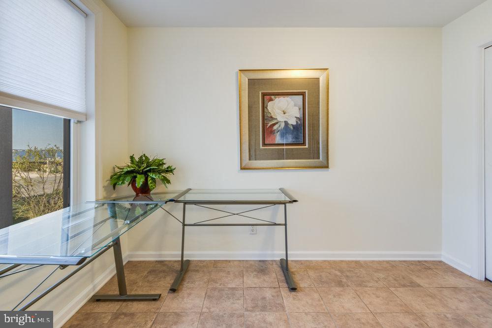 HERON HARBOUR - Residential