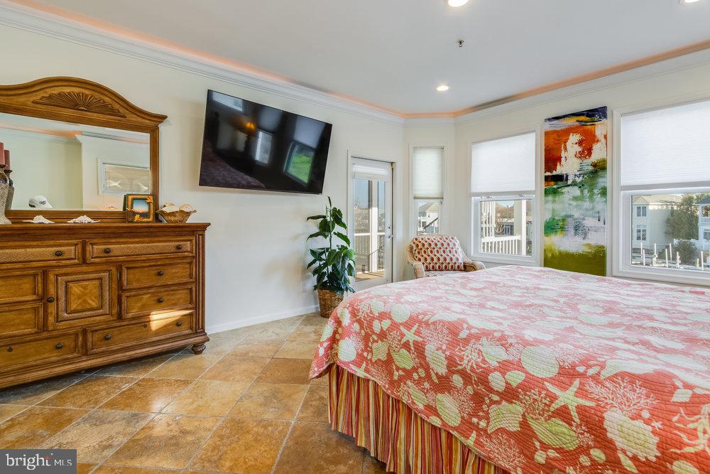 HERON HARBOUR - Residential