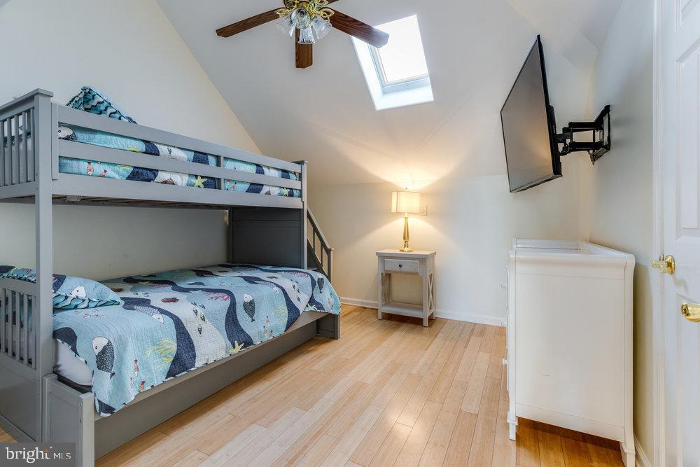 HERON HARBOUR - Residential