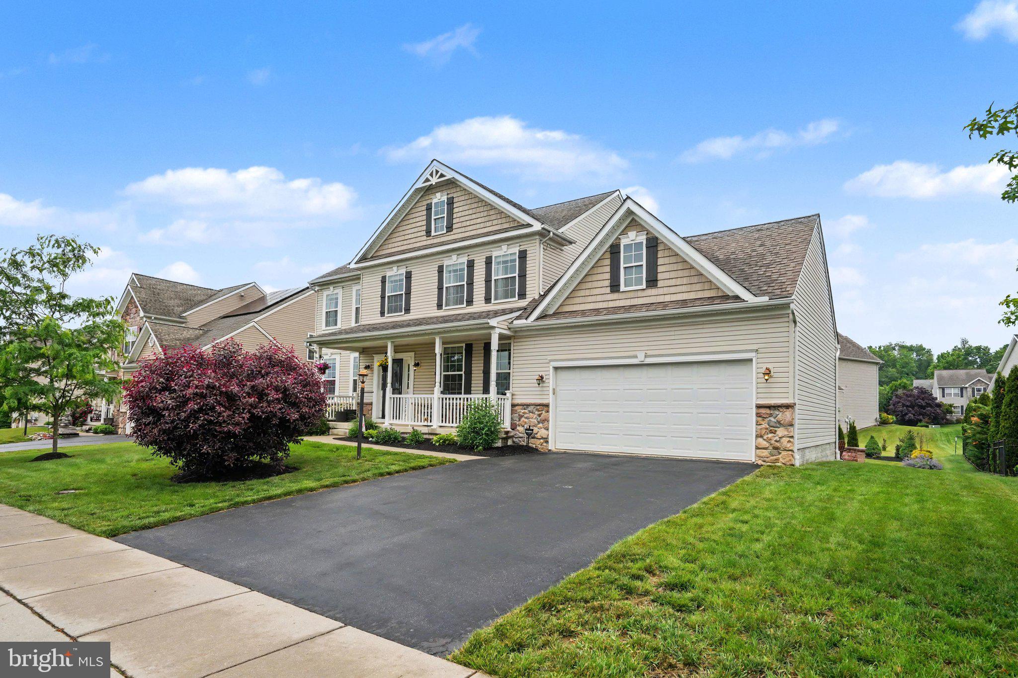 18 OYSTER BAY DRIVE