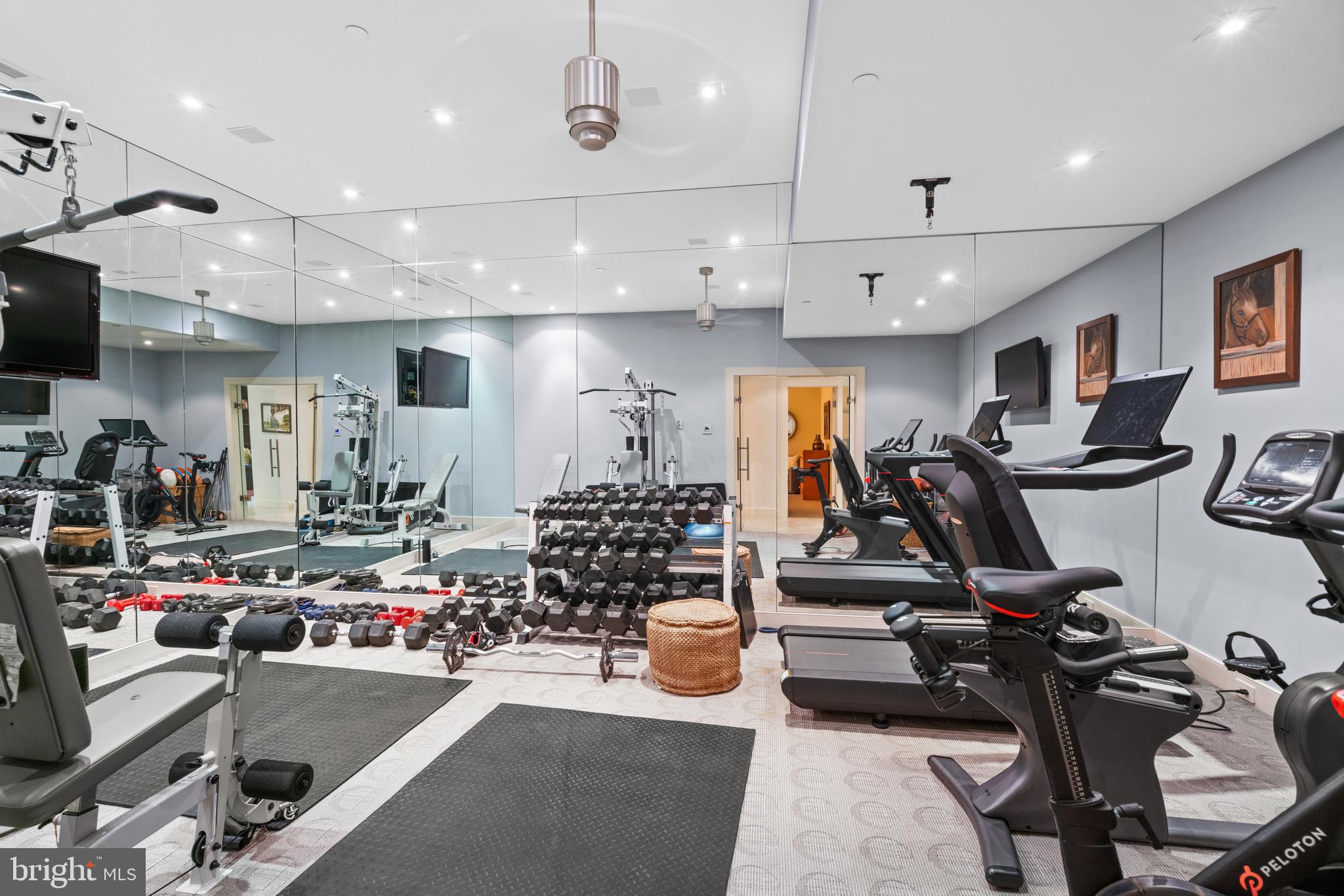 SOMERSET - Residential