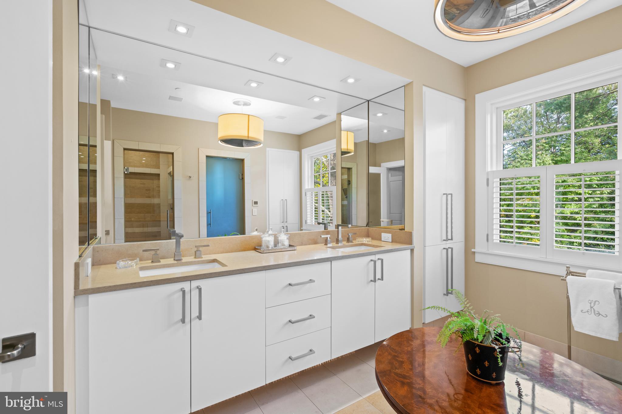 SOMERSET - Residential