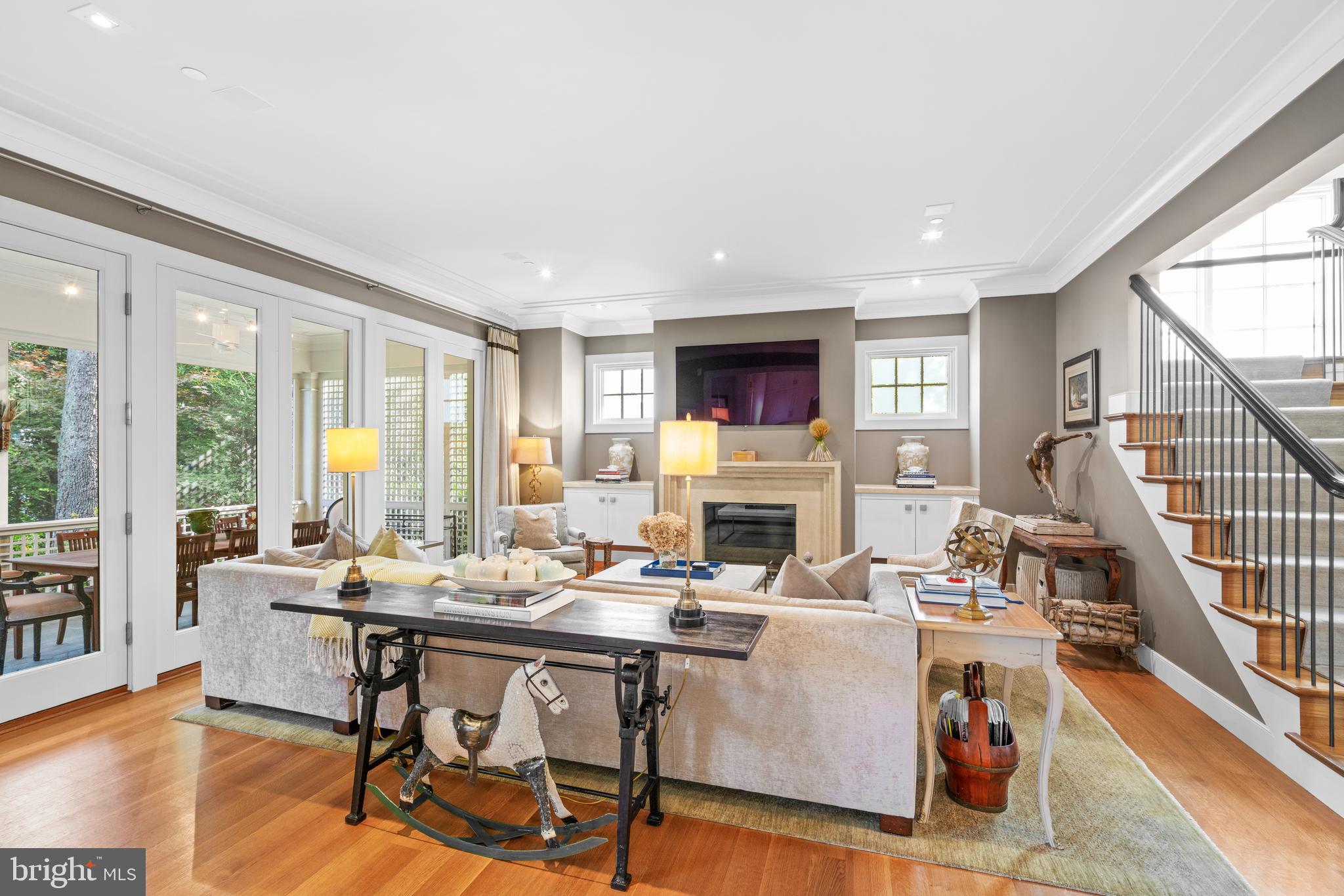 SOMERSET - Residential