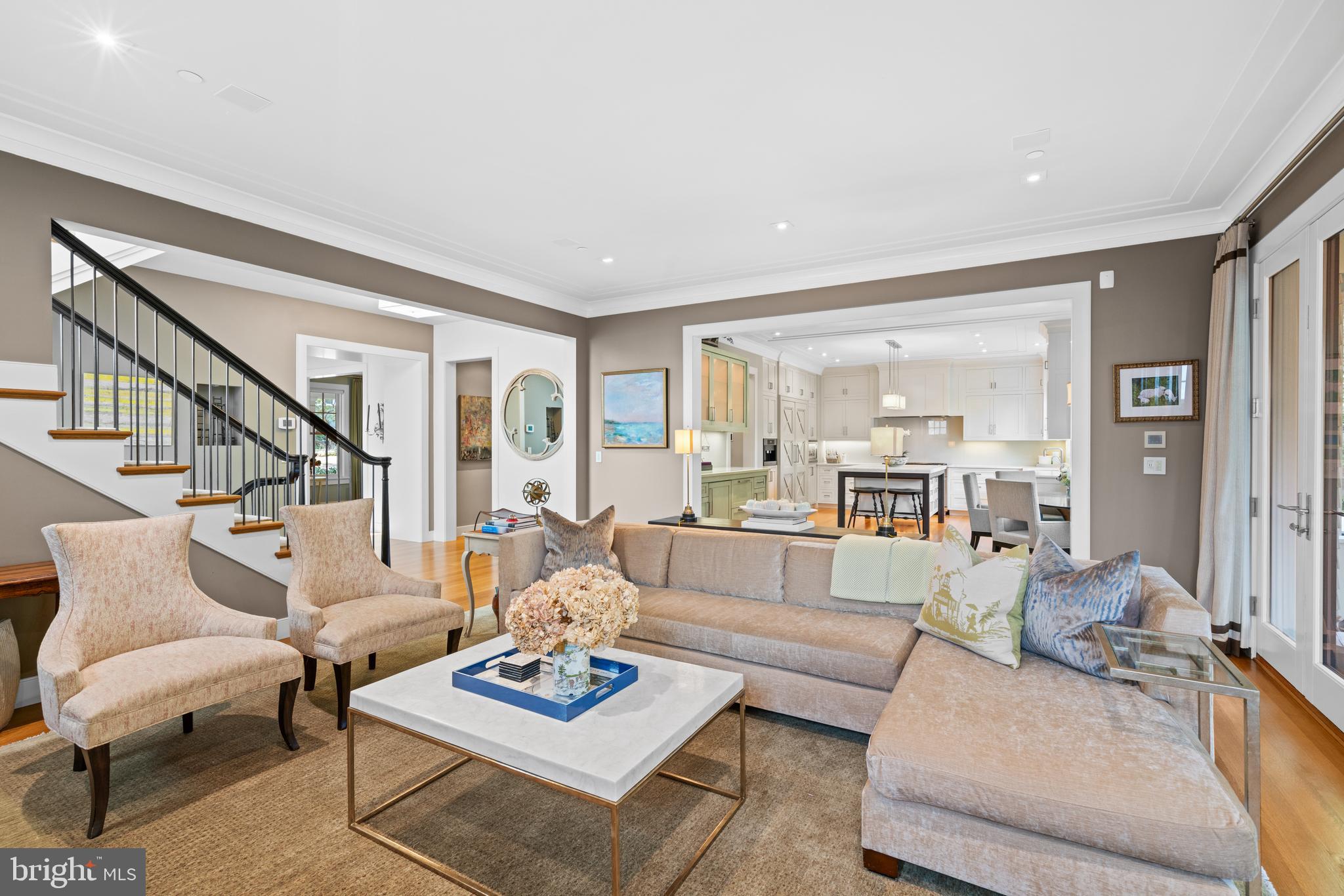 SOMERSET - Residential