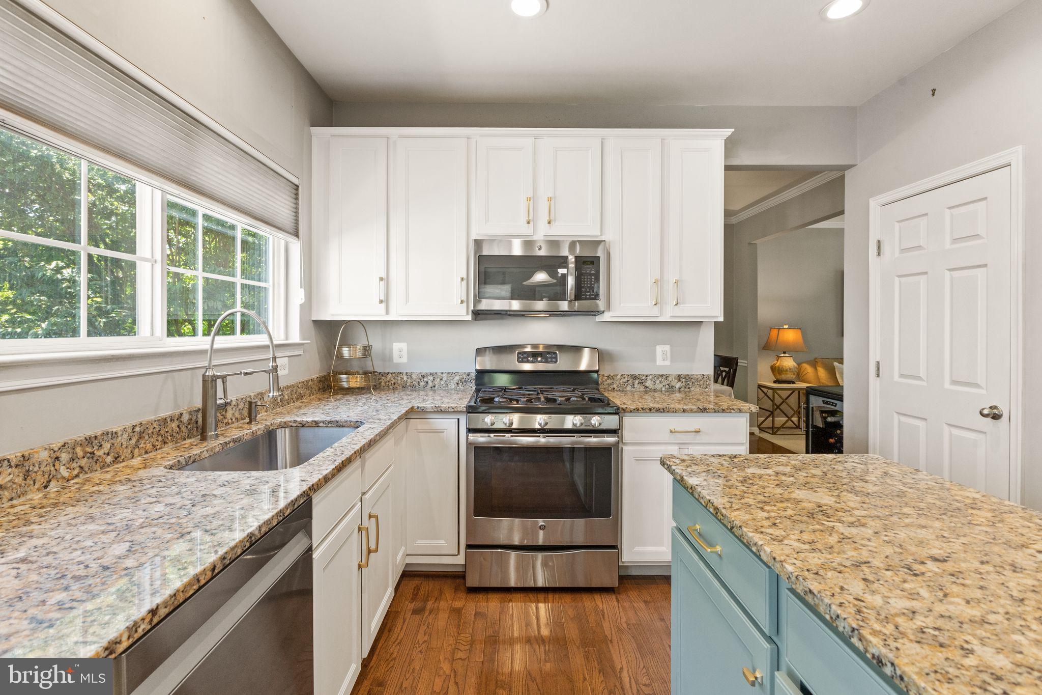 MOUNTAIN VALLEY - Residential