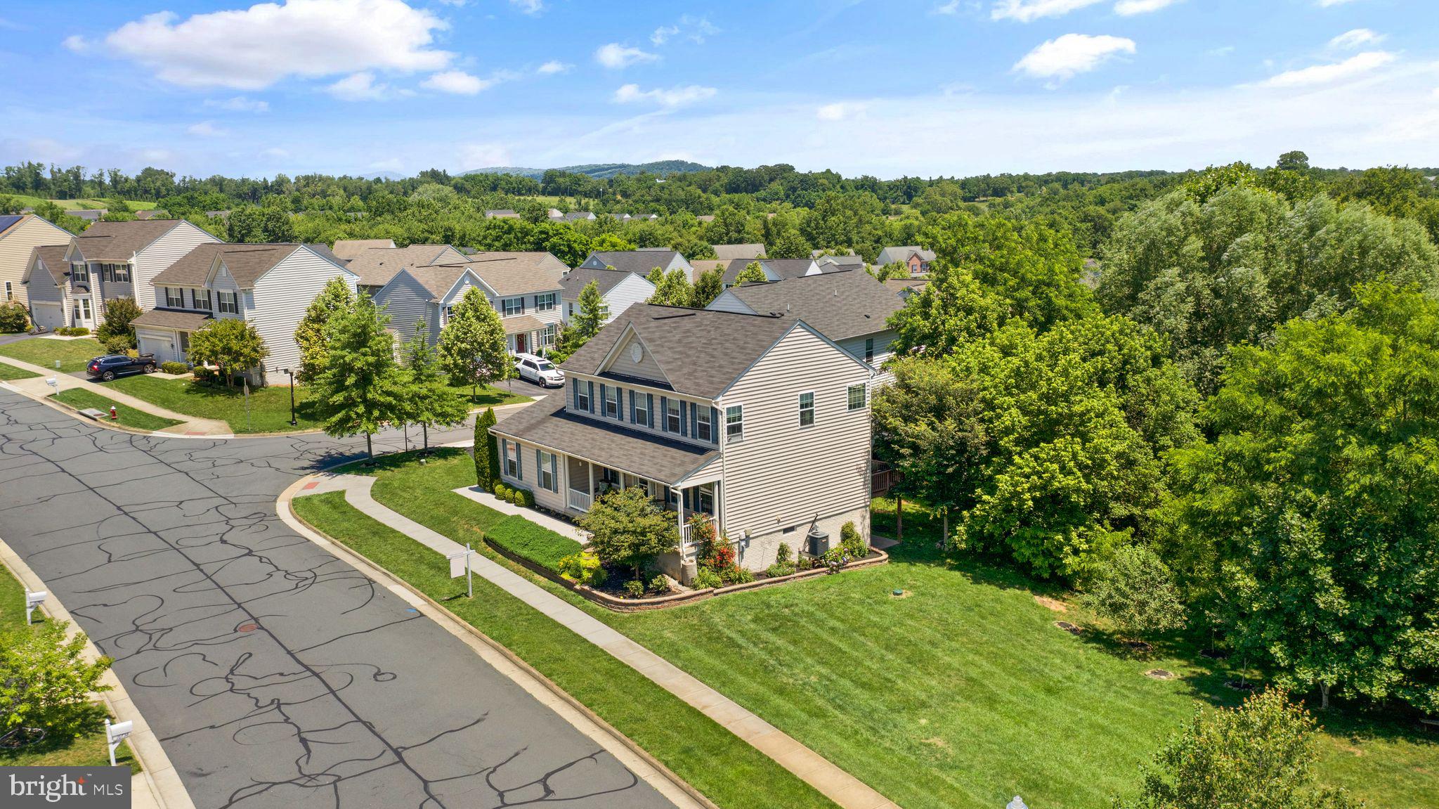 MOUNTAIN VALLEY - Residential