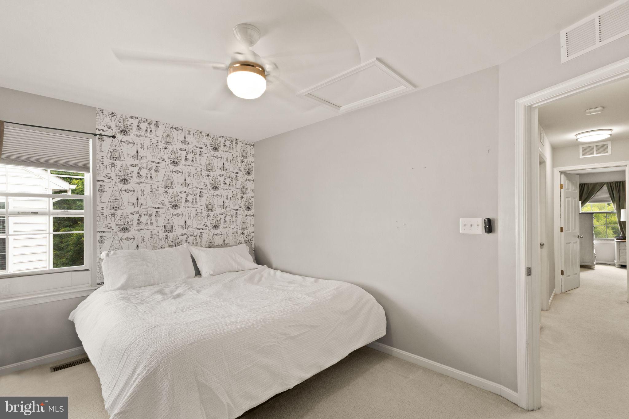 MOUNTAIN VALLEY - Residential