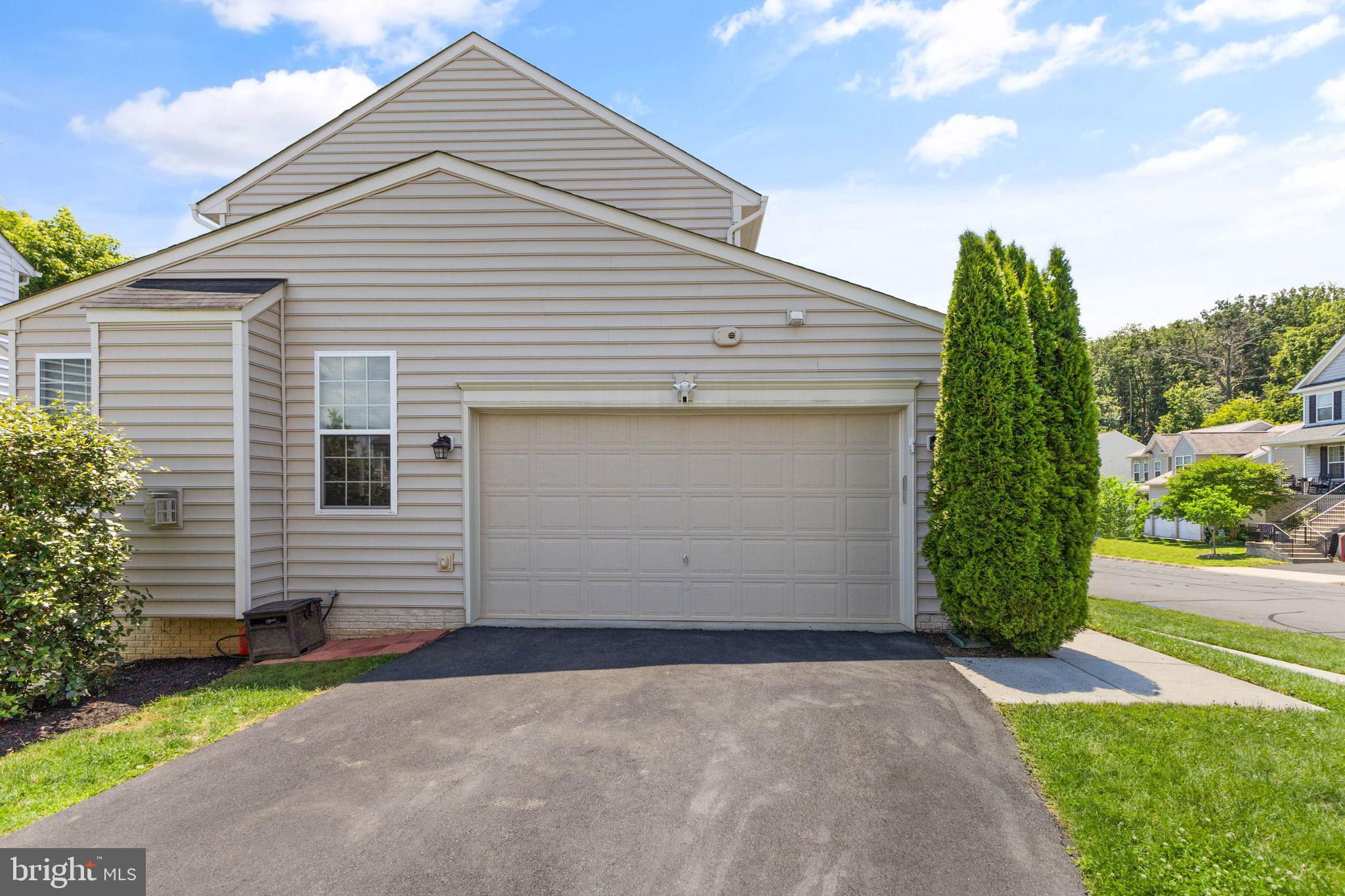 MOUNTAIN VALLEY - Residential