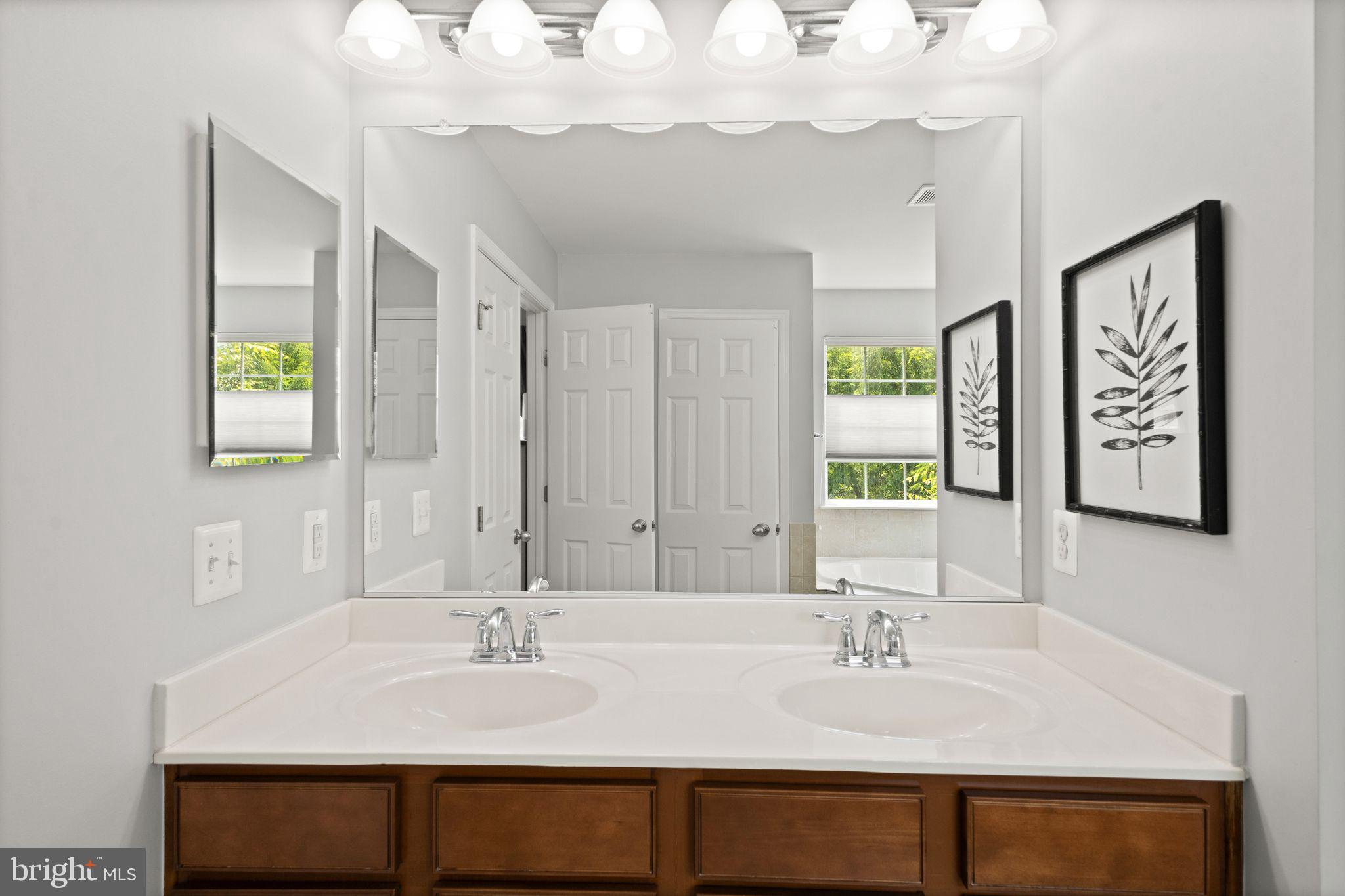 MOUNTAIN VALLEY - Residential