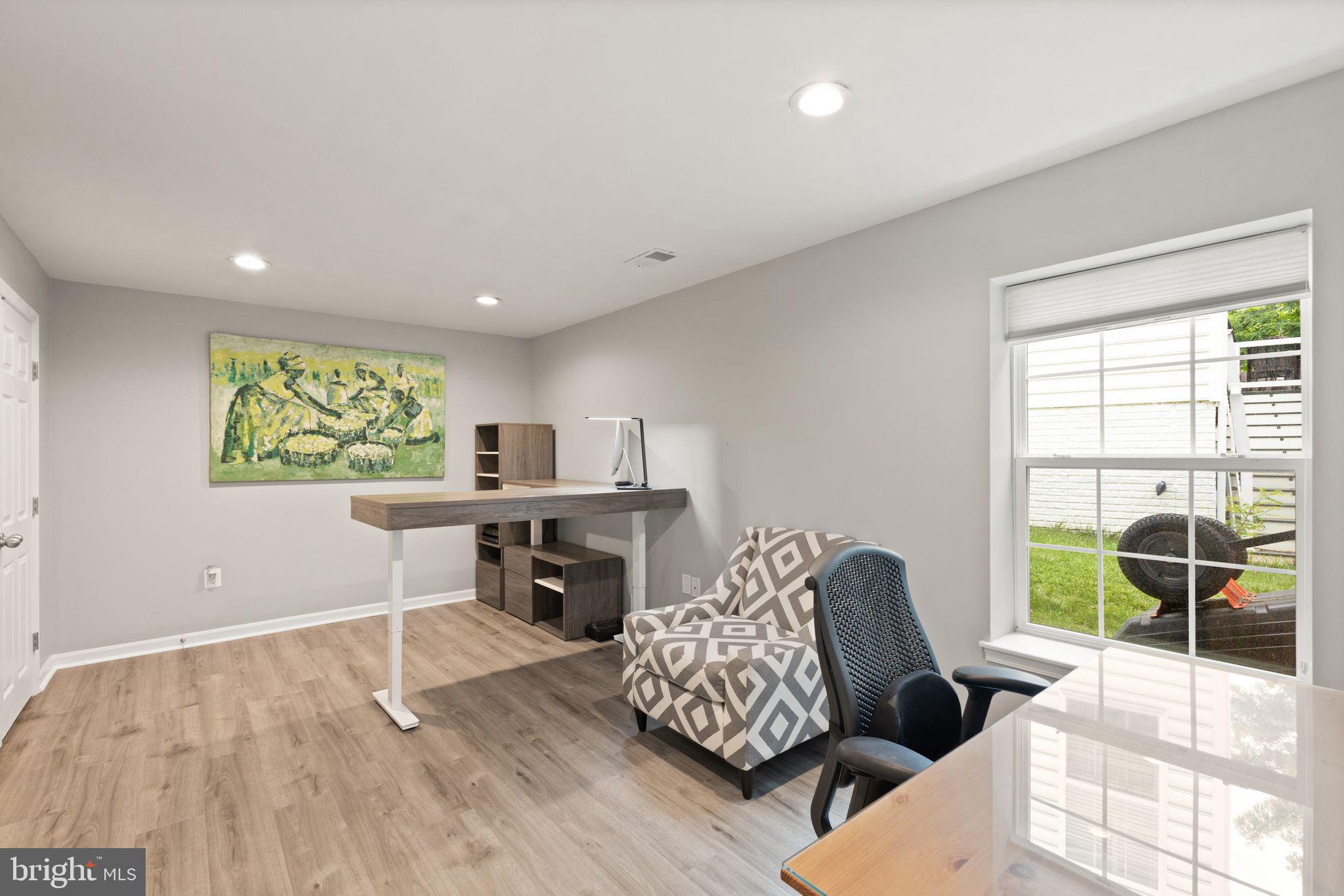 MOUNTAIN VALLEY - Residential