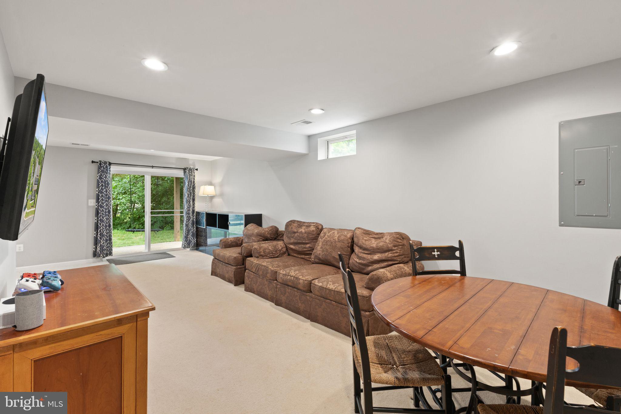 MOUNTAIN VALLEY - Residential