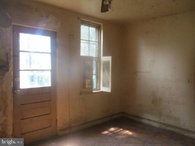 1671 YAKONA ROAD