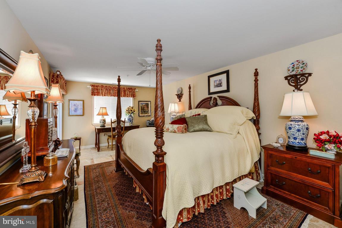 HERON HARBOUR - Residential