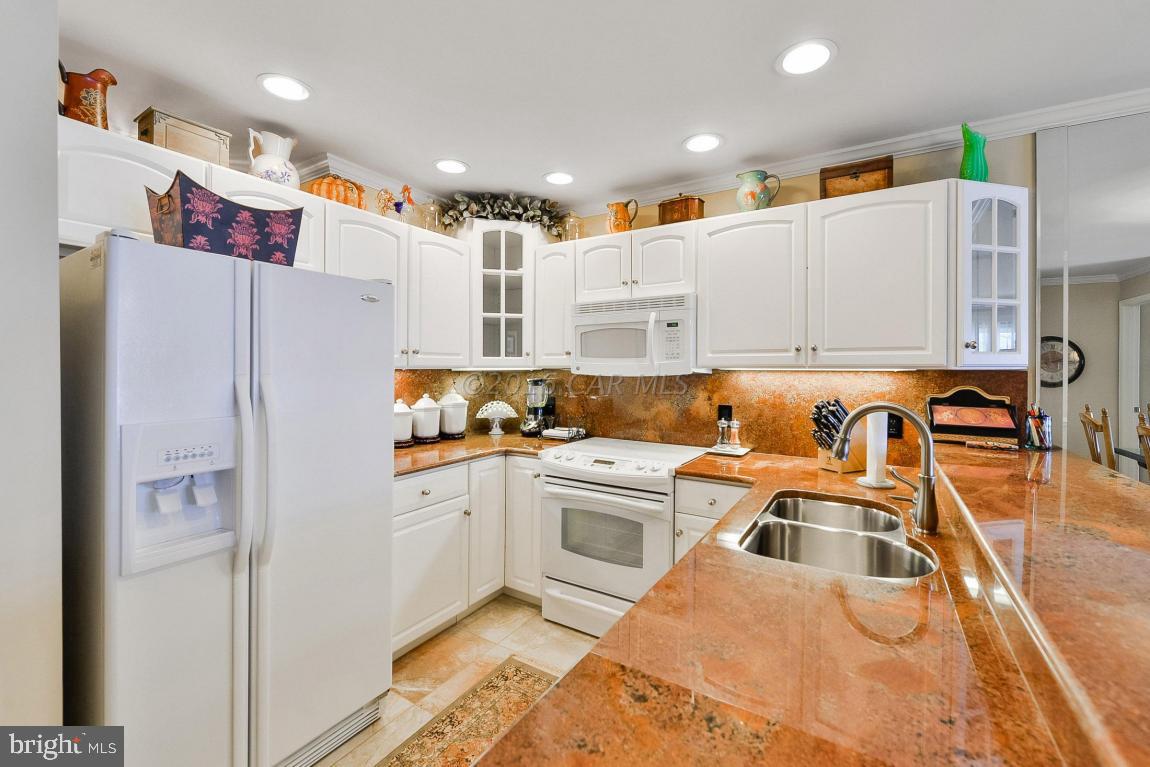 HERON HARBOUR - Residential