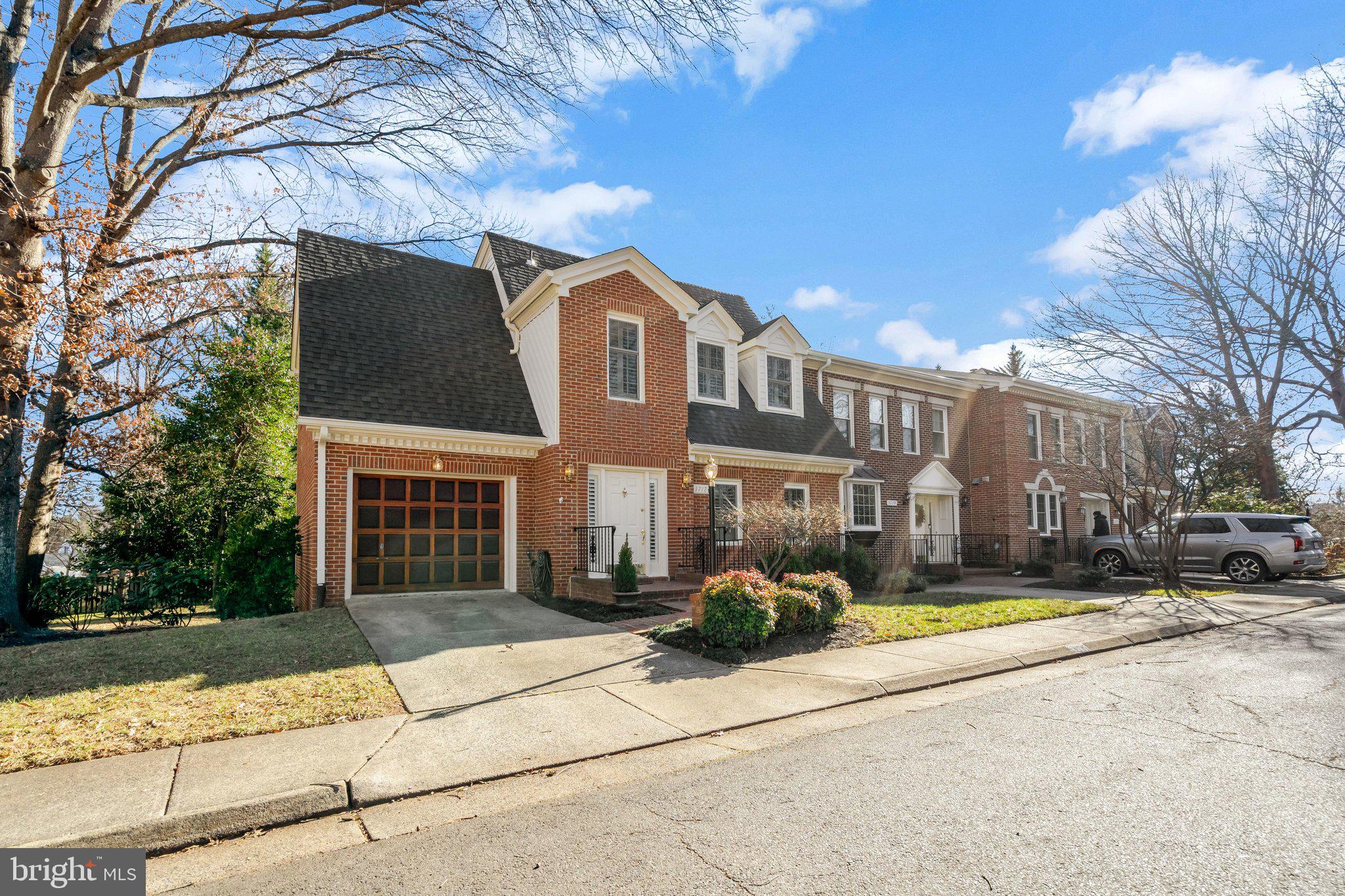 3717 JENNY LYNNE LANE