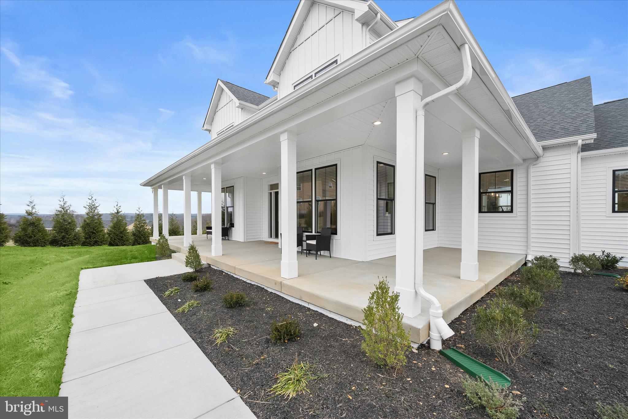 SHAMROCK ESTATES - Residential