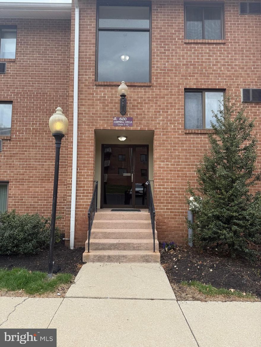 Welcome to Woodmont North. This one bedroom and one bath condo is ideal for investors or someone that wants to put their finishing touches to the unit. There is also a washer and dryer in the unit. The views are one of the best in the community, overlooking woods from the balcony.  There is also a community pool to enjoy during those hot summer days. This condo in conveniently located near Route 113 and the Route 30 by-pass. It's as only minutes away from Downingtown Borough, Exton and Lionville.  This can only be a cash only sale or a construction loan.  Schedule your showing today!