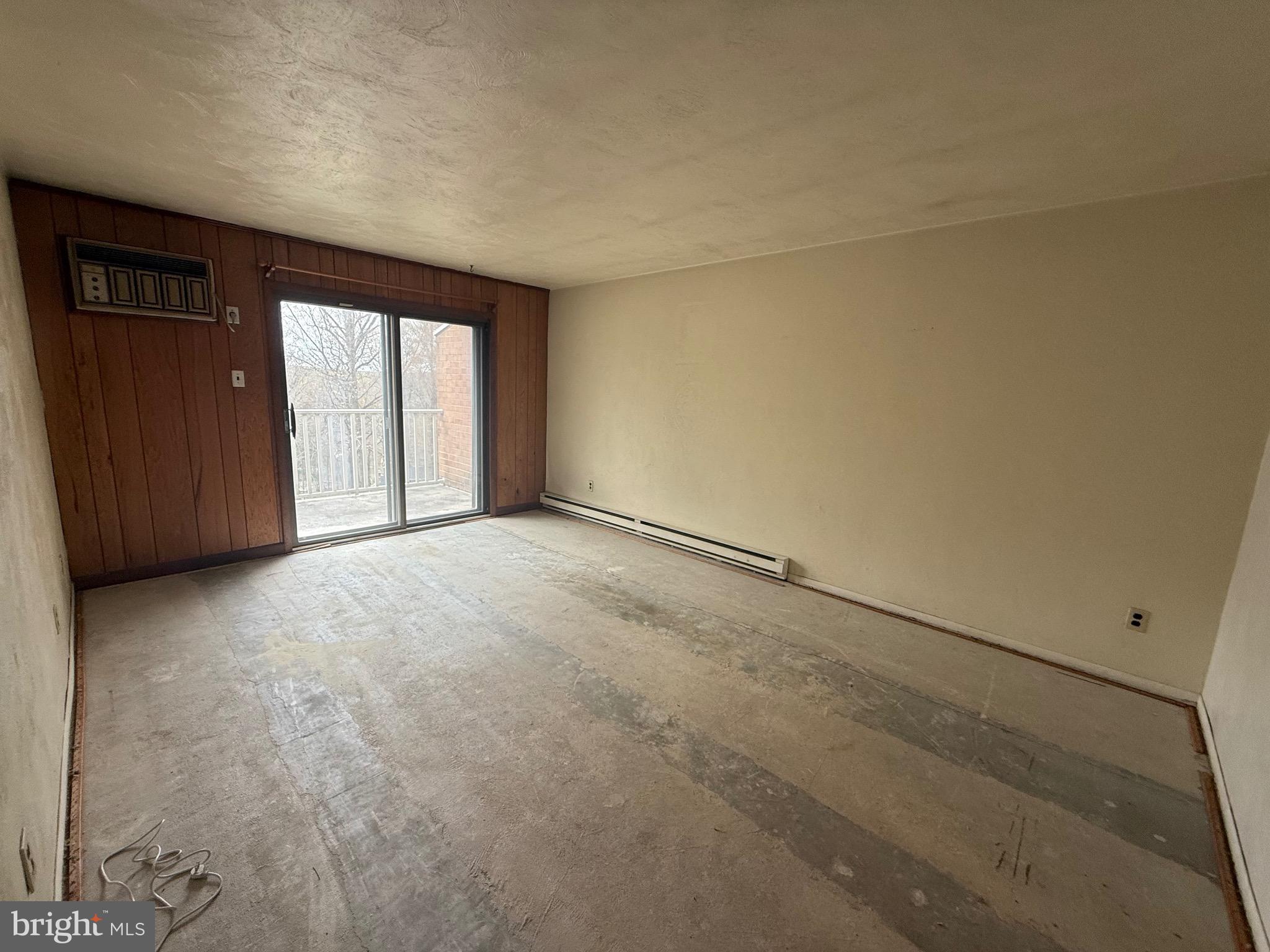 WOODMONT NORTH - Residential