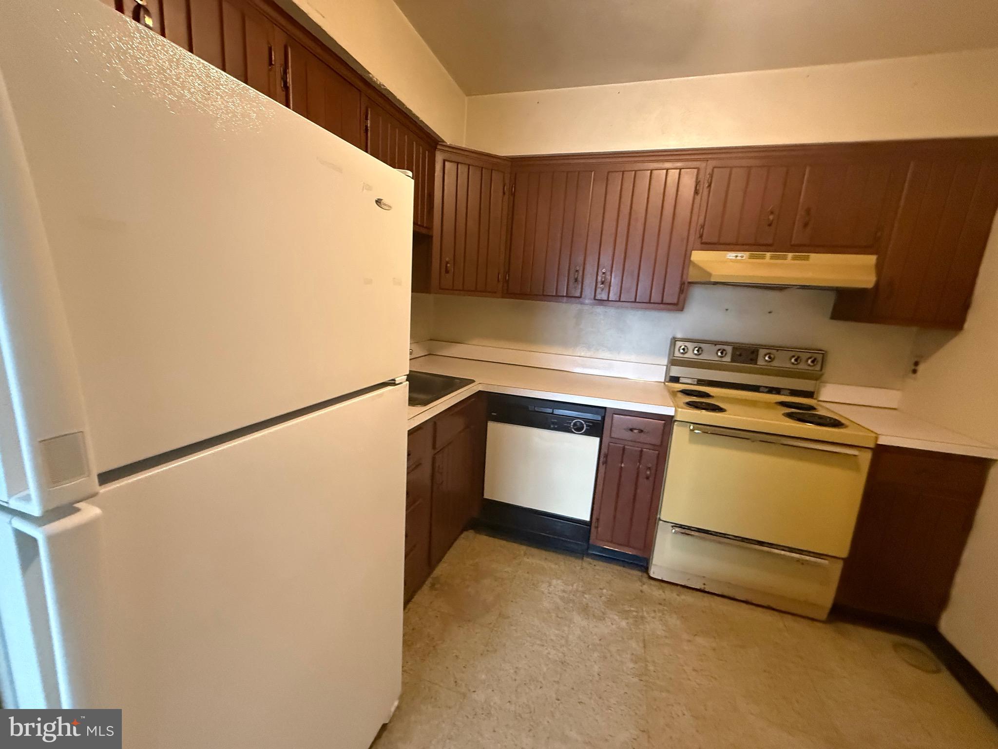 WOODMONT NORTH - Residential