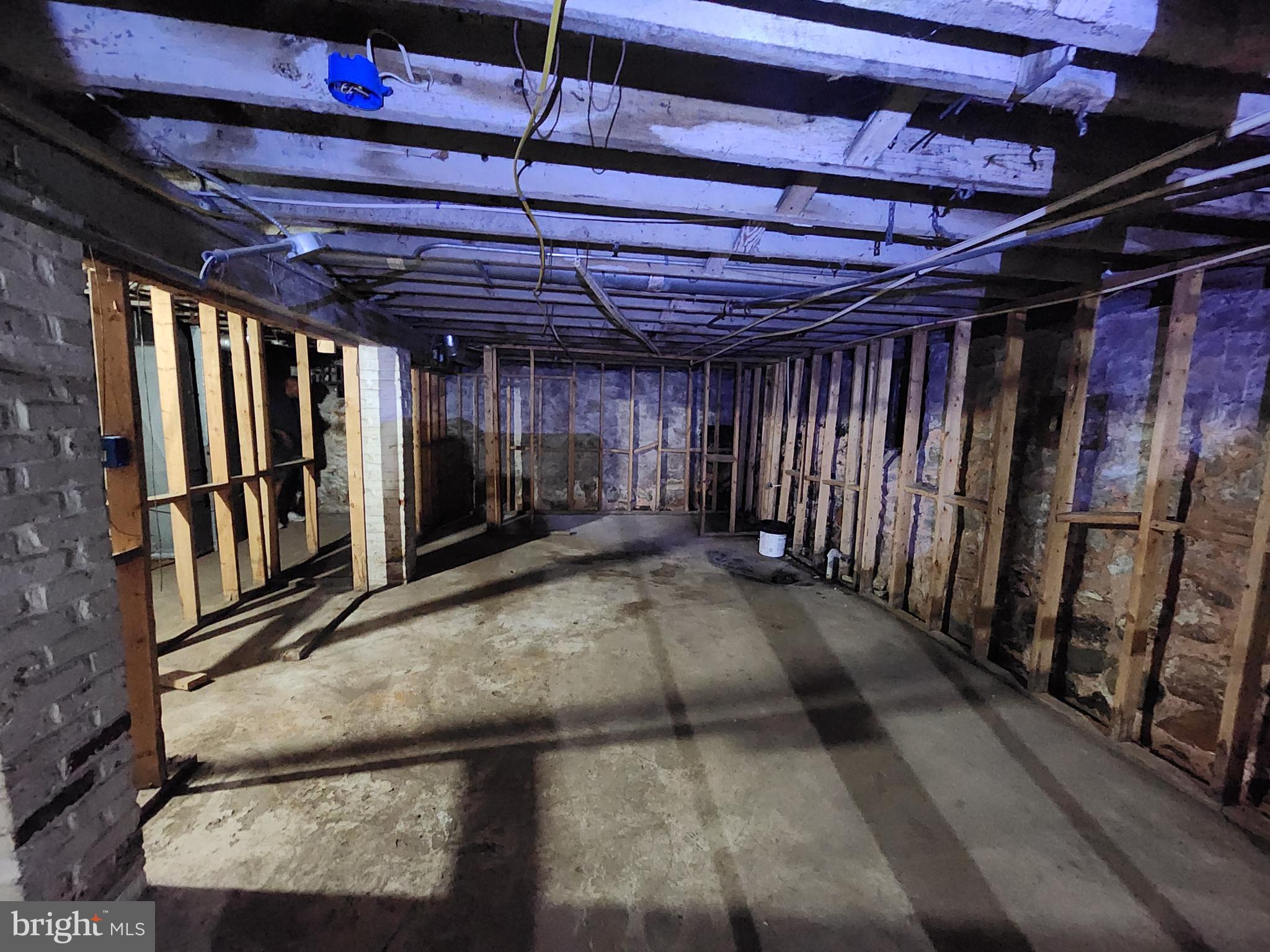 HOWARD PARK - Residential