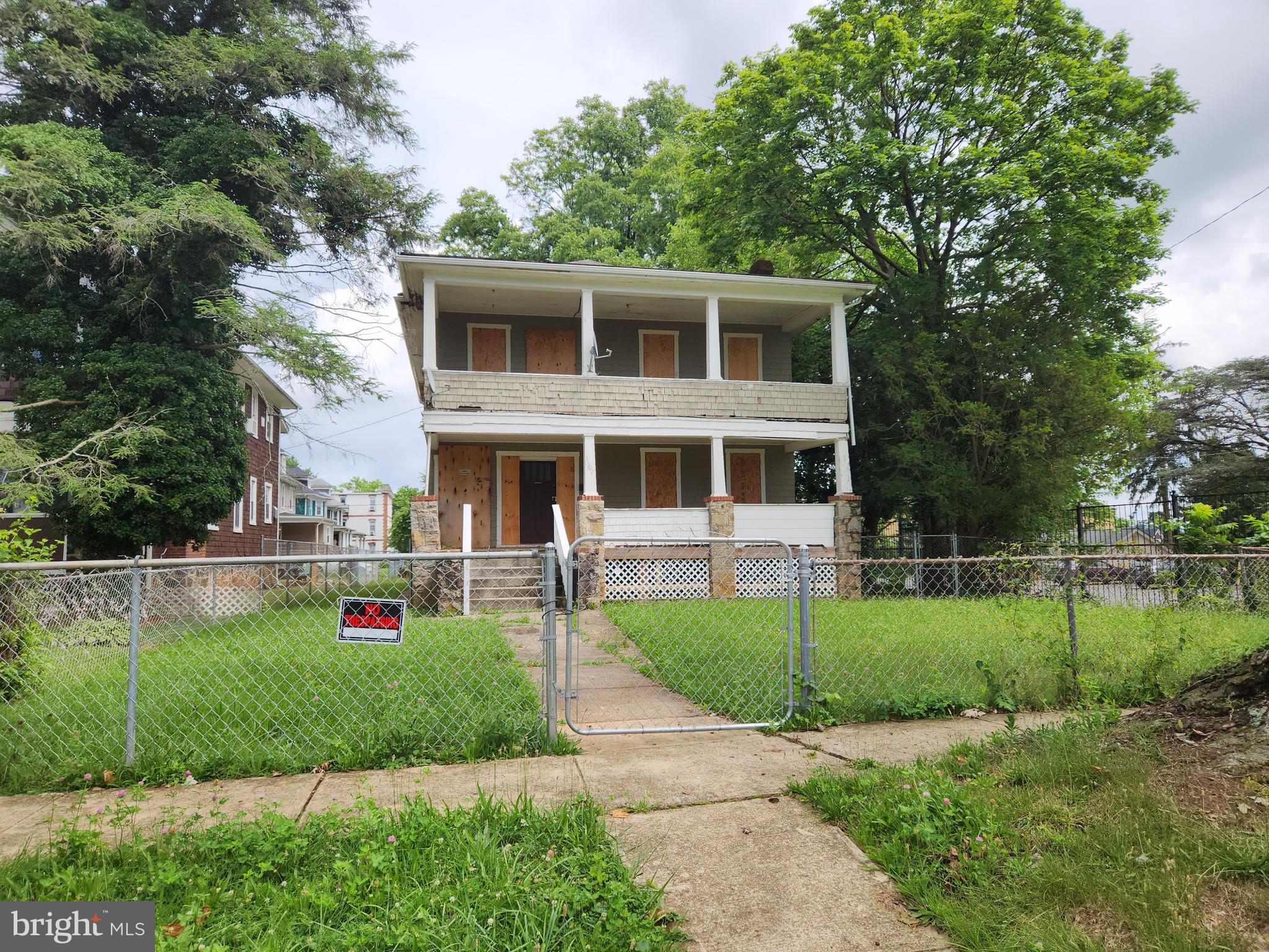 HOWARD PARK - Residential