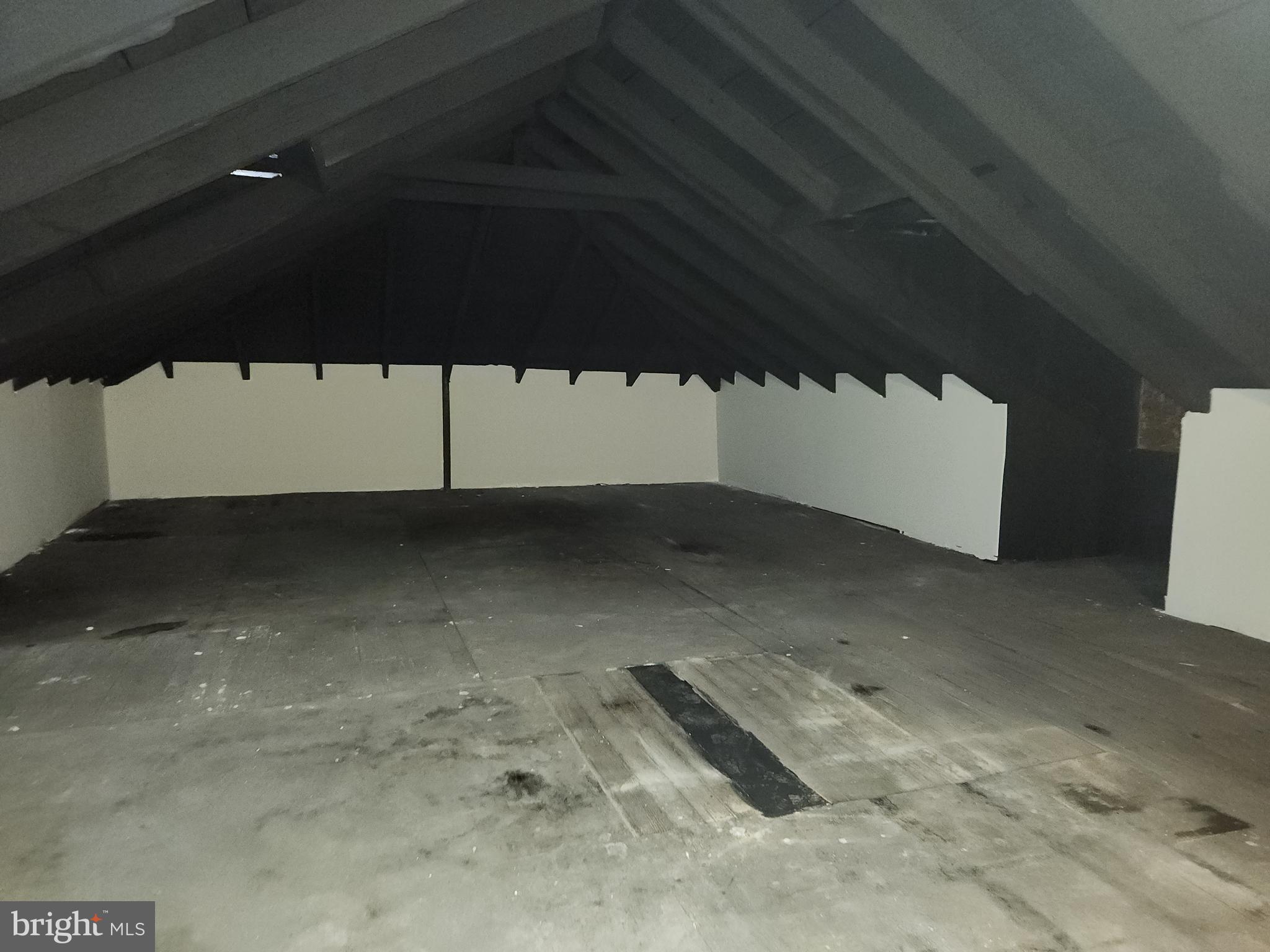 HOWARD PARK - Residential